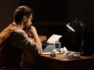 293385c5-b06f-4d07-92ef-c13c9f4d512b Pourquoi chaque expert a besoin de son livre pour asseoir son autorité